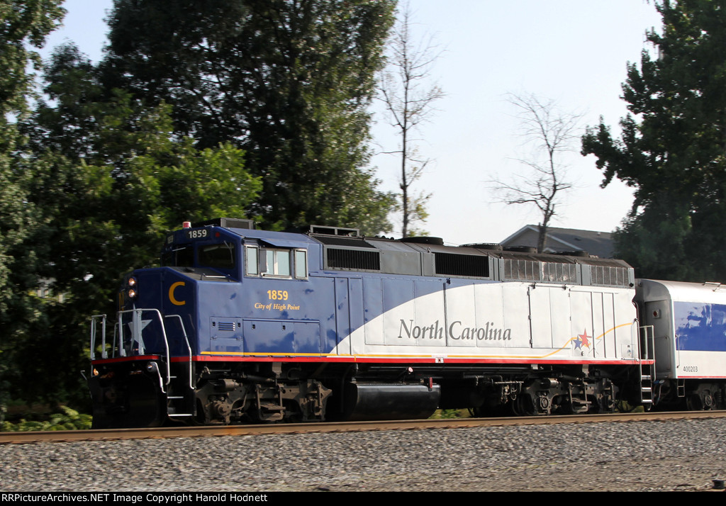 RNCX 1859 leads train 73 
